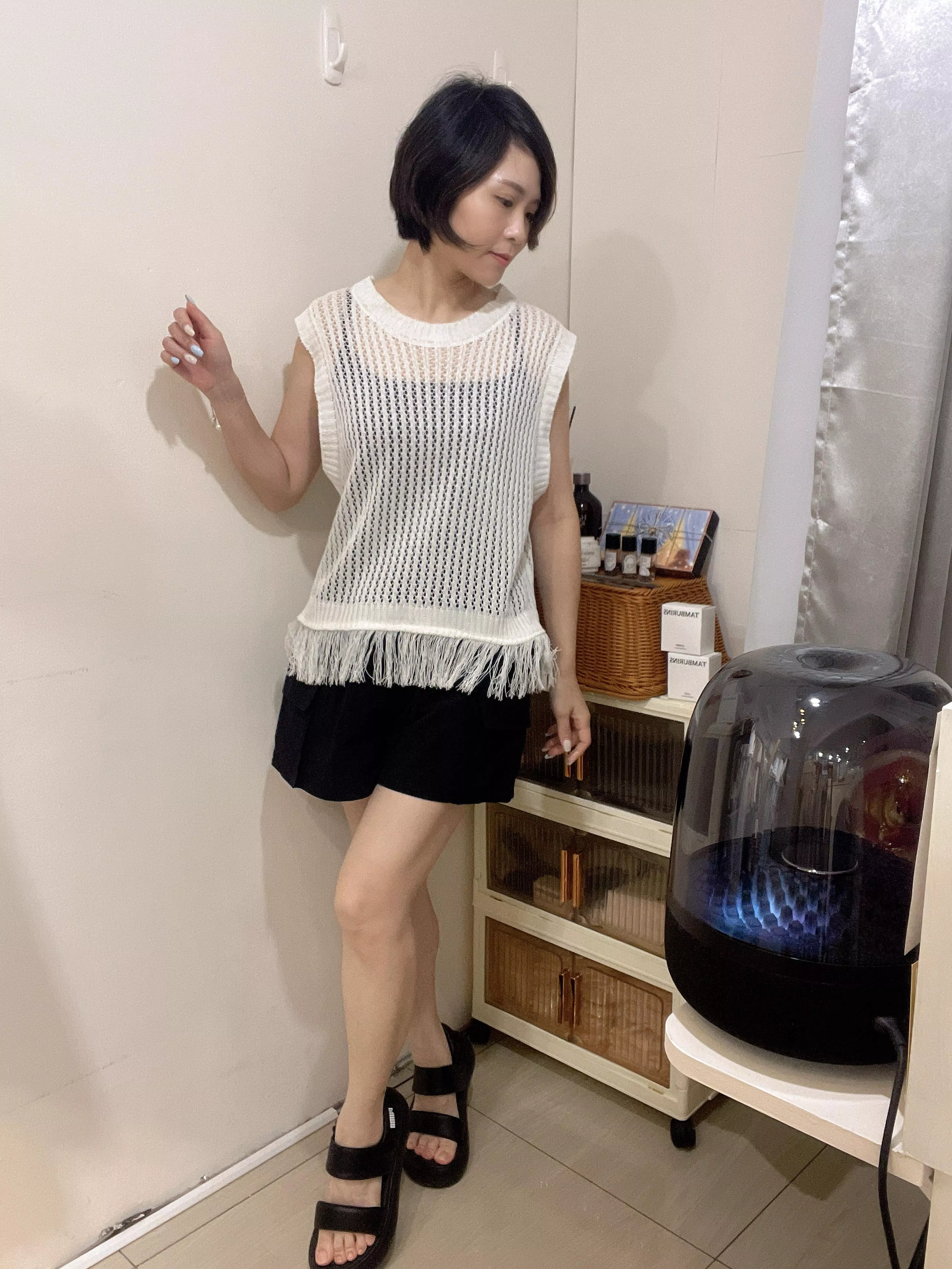 洞洞流蘇編織背心