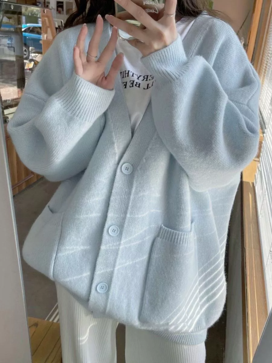 慵懶寬松V領溫柔針織外套