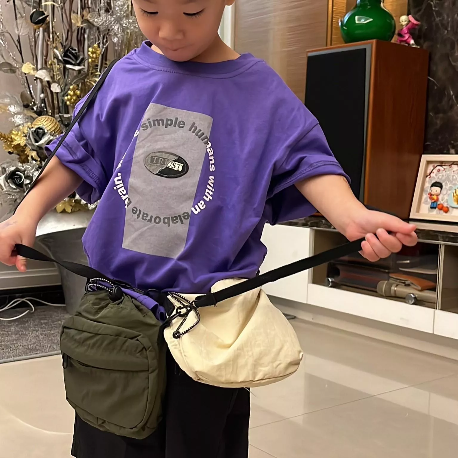 ＂現貨＂*韓國帶回*大人小孩都可背小束口包