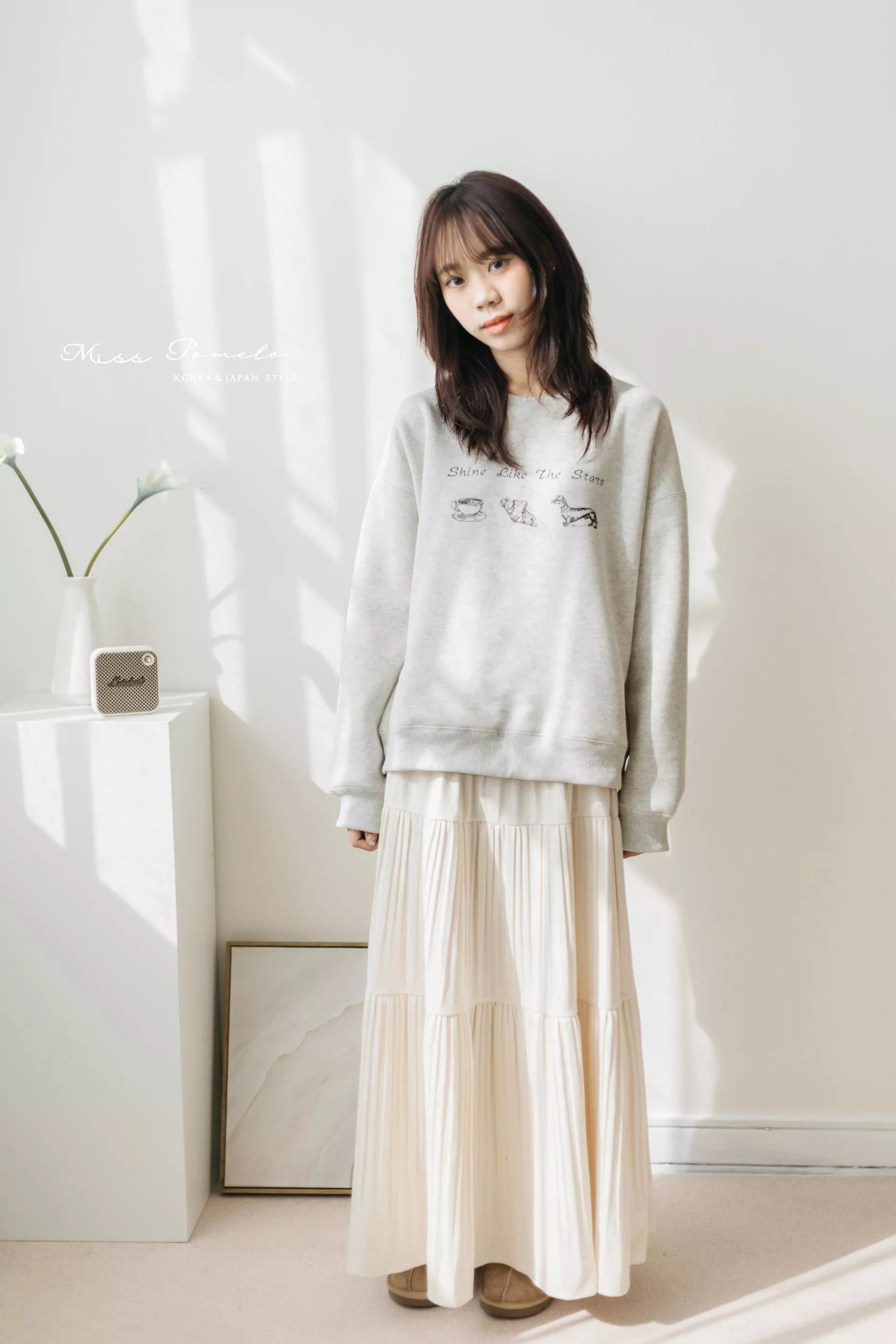 大學Tee｜Shine Like The Stars。日系休閒刷絨字母印花長袖T恤