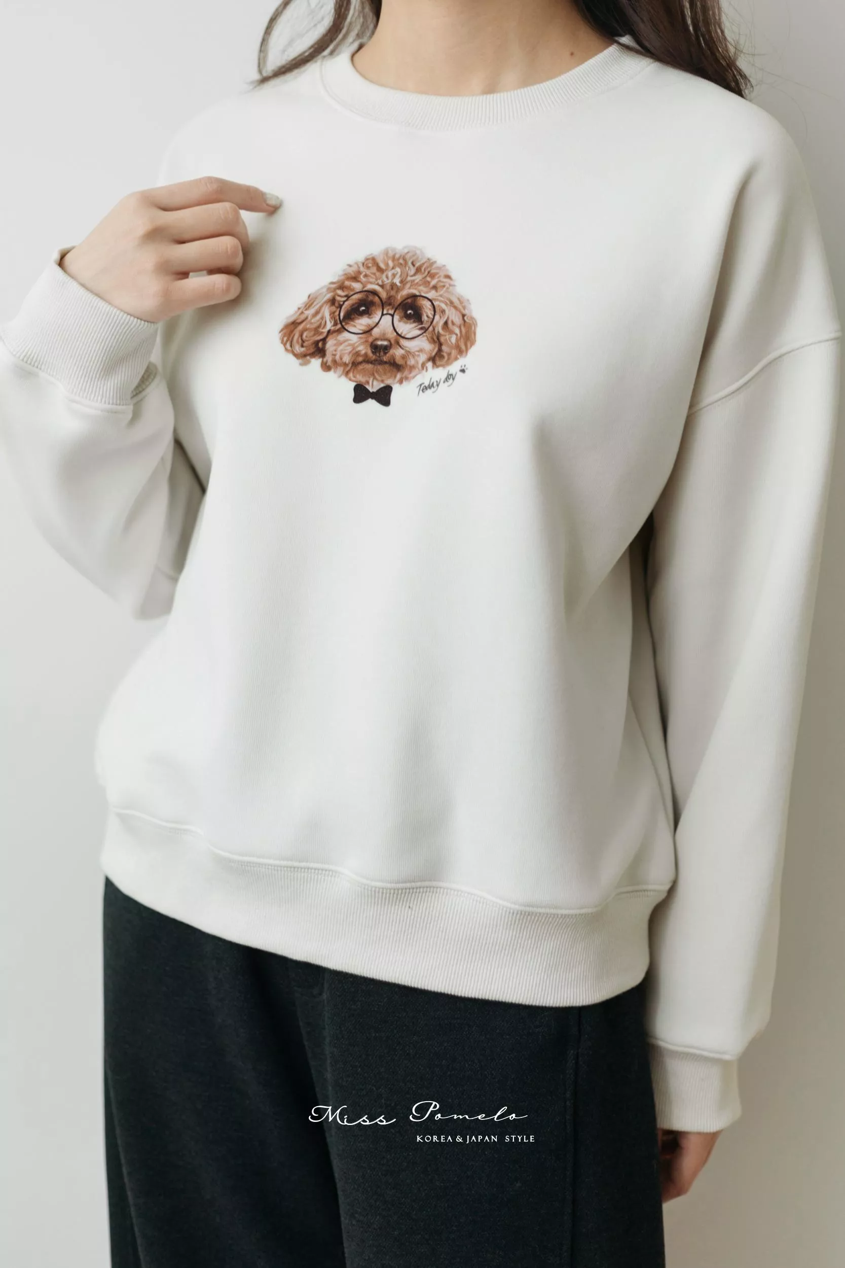 泰迪狗勾大學踢｜Teddy’s Day。日系療癒溫暖刷圓領絨長袖T恤