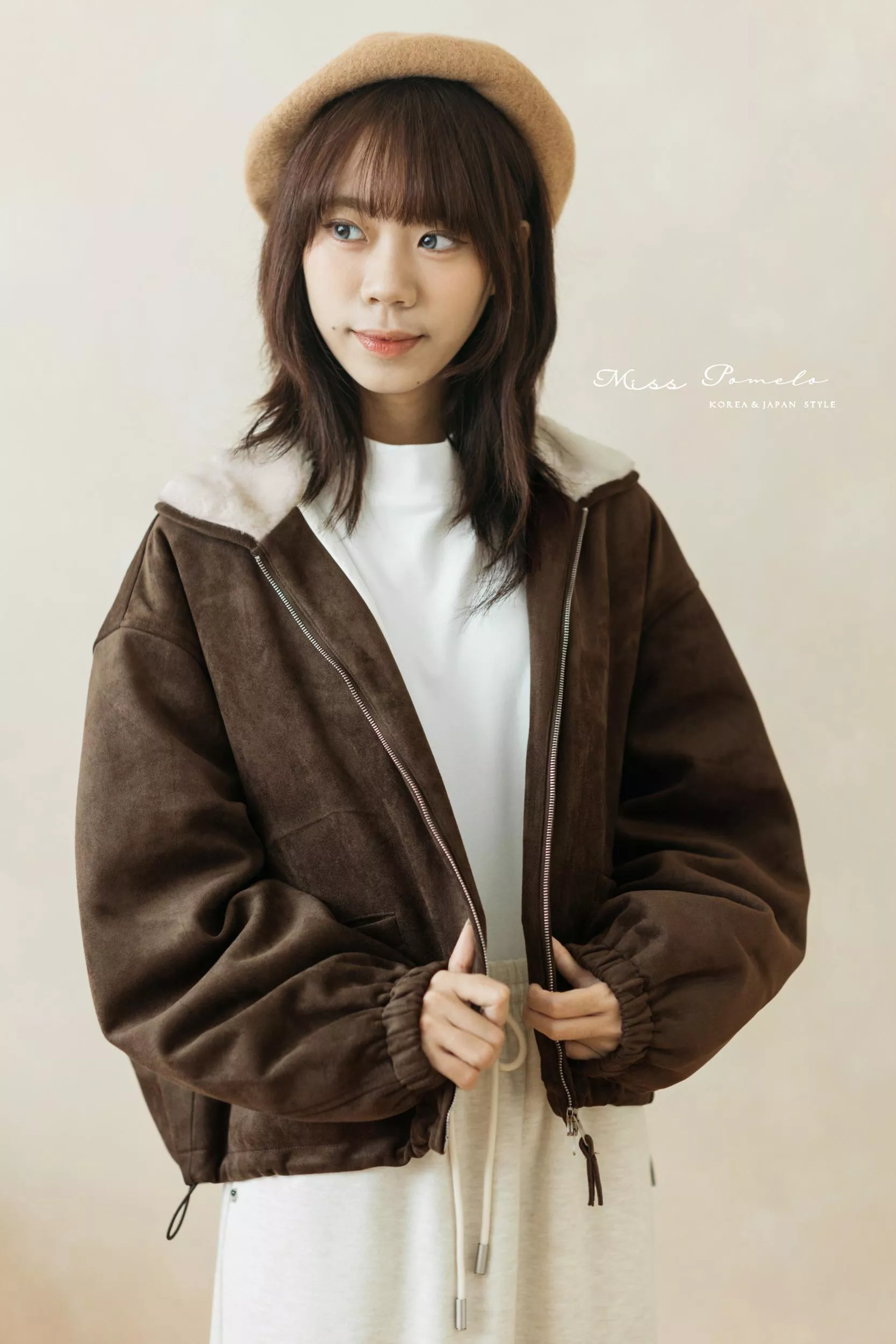 羊皮絨外套｜溫暖冬日。日系復古質感毛絨領羽絨寬鬆短版大衣外套