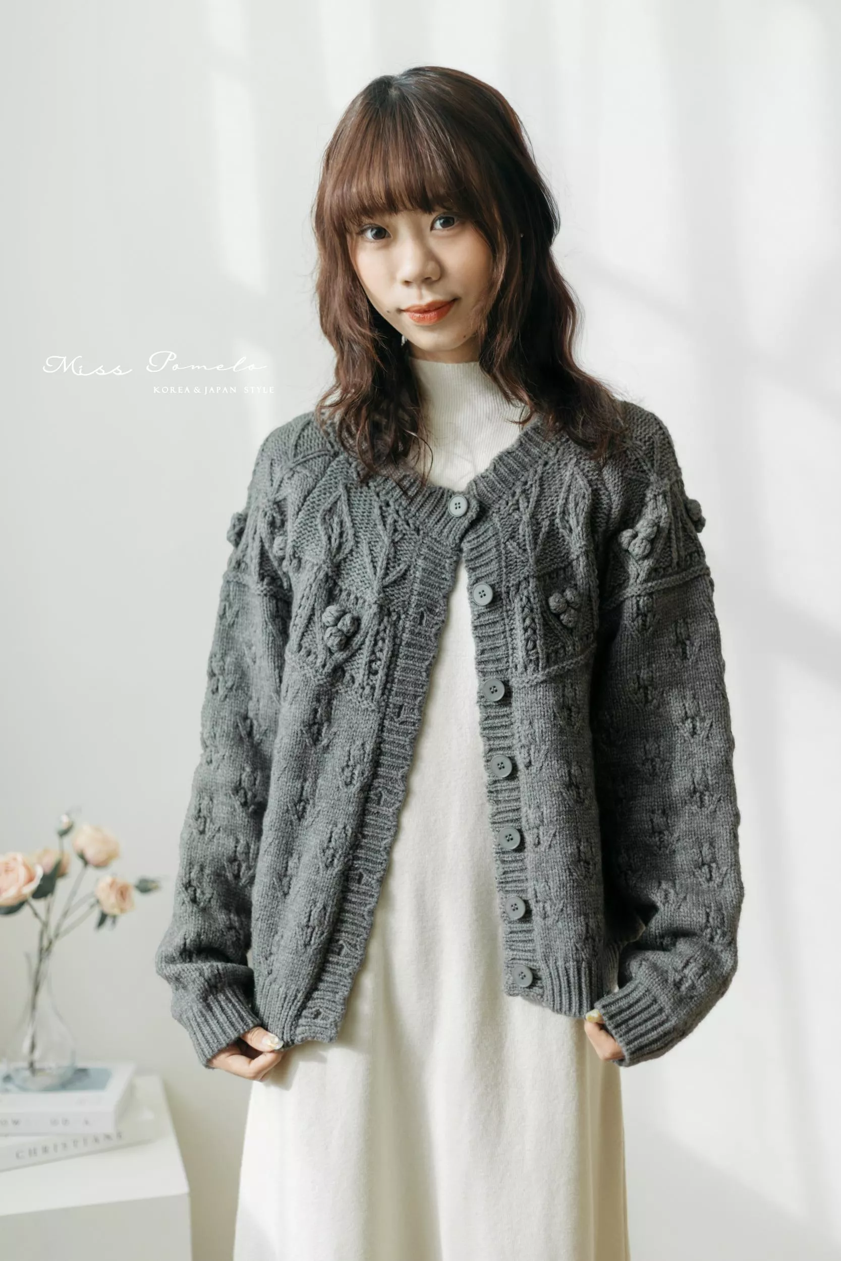 毛衣外套｜森林果園。日系復古溫暖手工立體球球鏤空編織針織外套