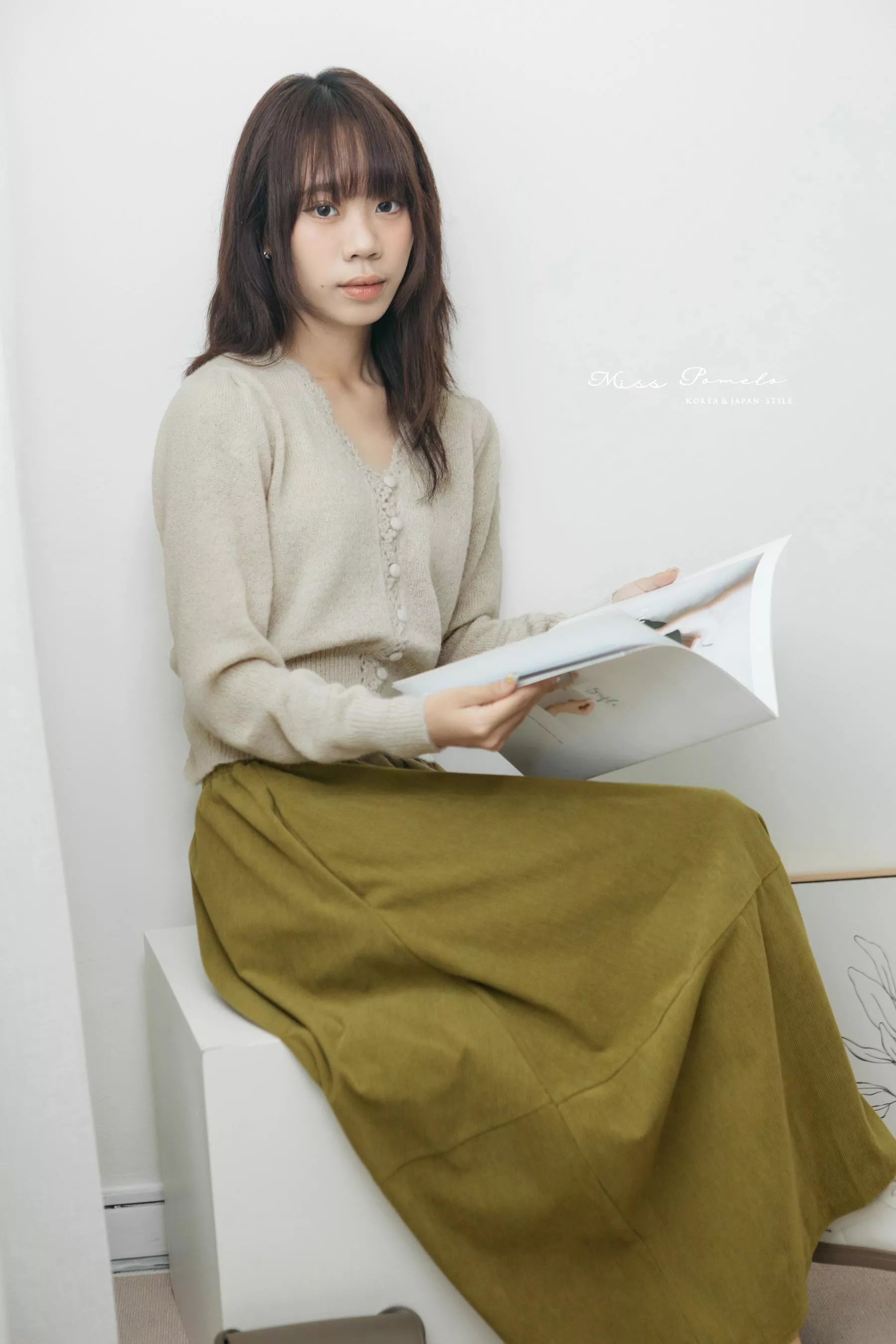 燈芯絨花苞A字裙｜冬日暖意。日系復古鬆緊高腰口袋長裙、傘裙（苔綠芥末）