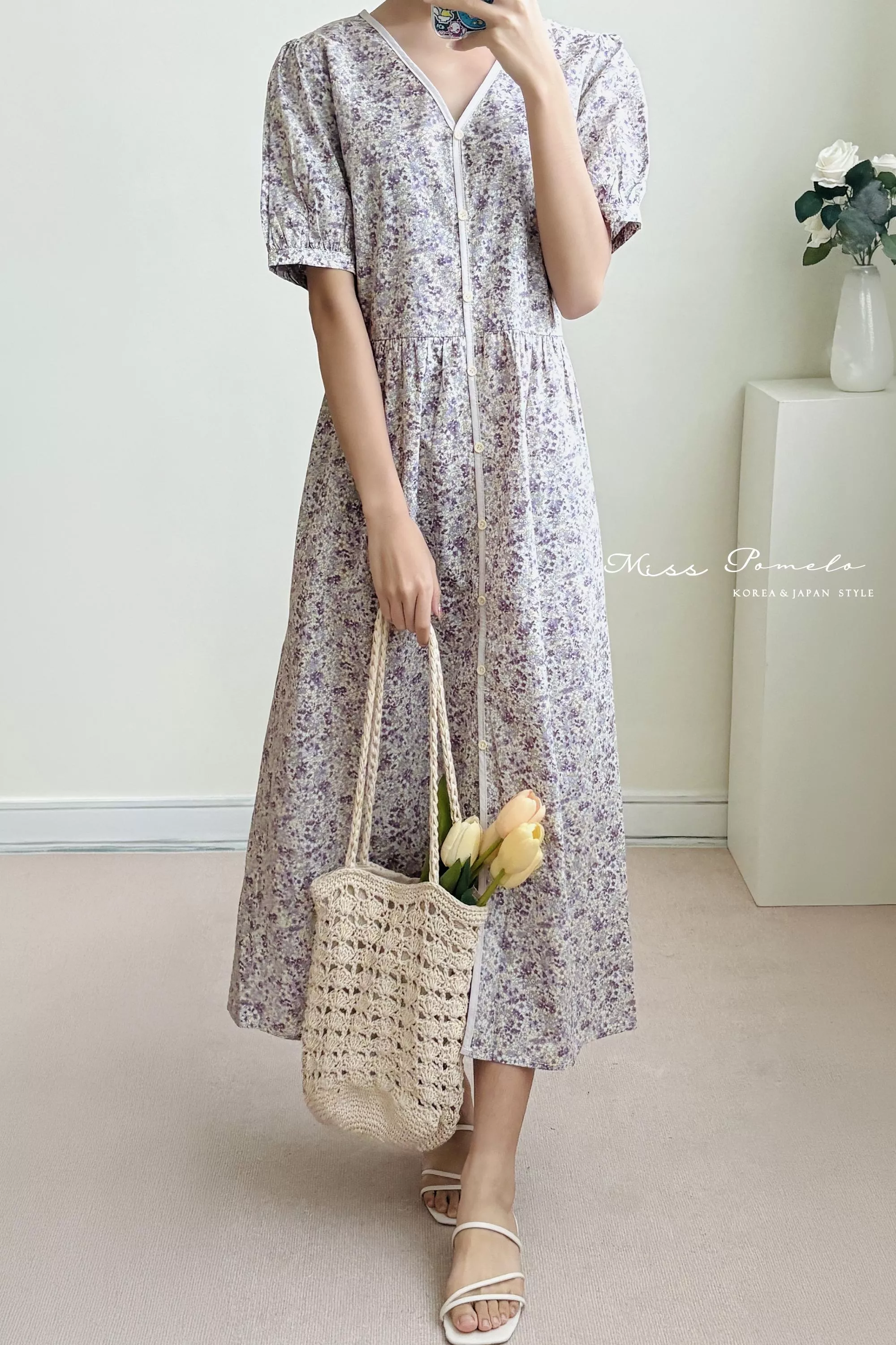 LAST PIECES｜絕版孤品✨碎花洋裝｜花海綻放。韓系復古V領泡泡袖前開岔棉質短袖碎花洋裝（紫花花）