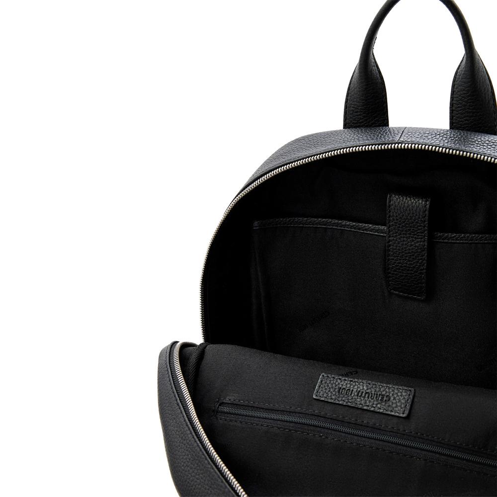 【Cerruti 1881】限量2折 義大利頂級小牛皮後背包 全新專櫃展示品 (CEZA06050M)