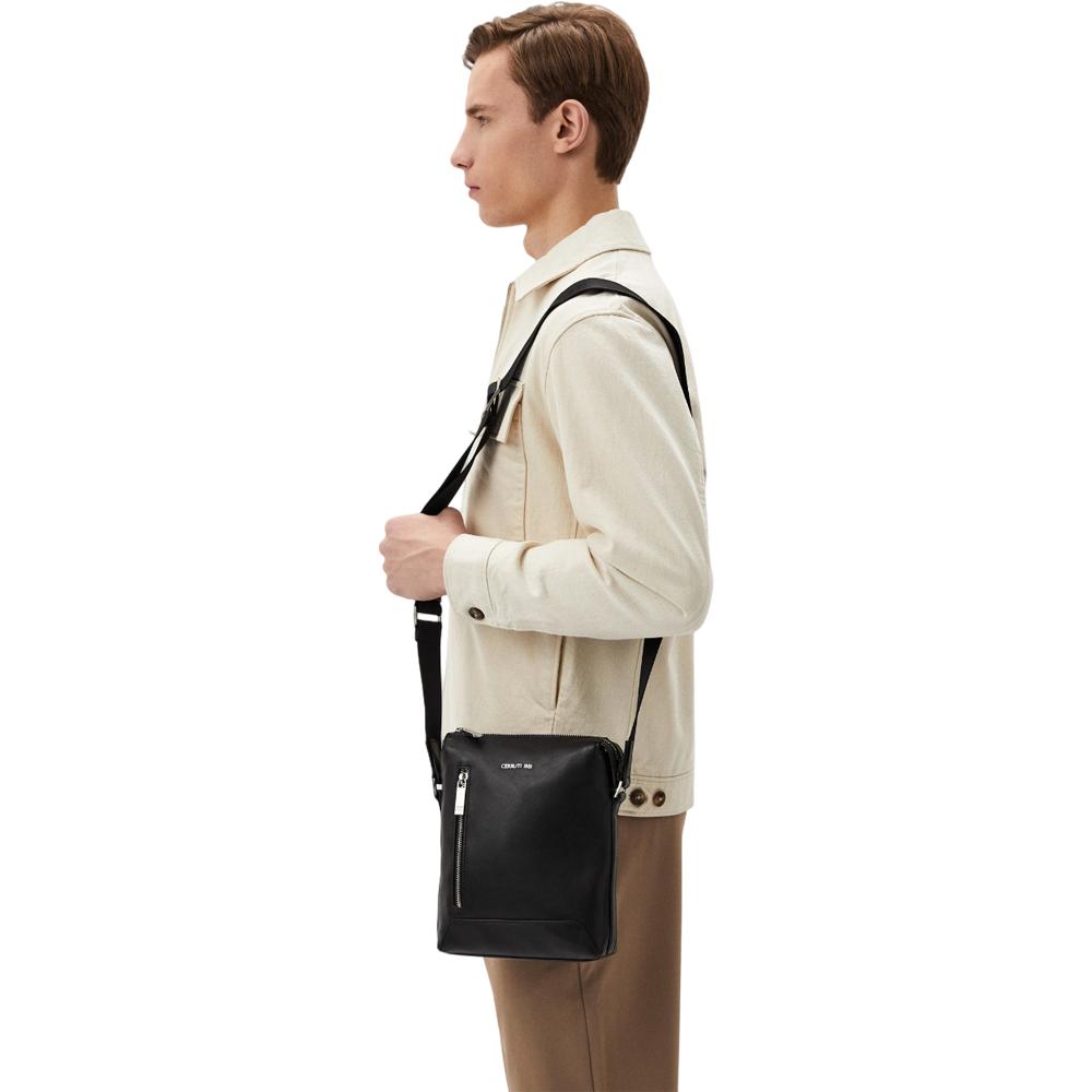 【Cerruti 1881】限量2折 義大利頂級小牛皮側背包肩背包 全新專櫃展示品 (黑色 CEBO06558M)