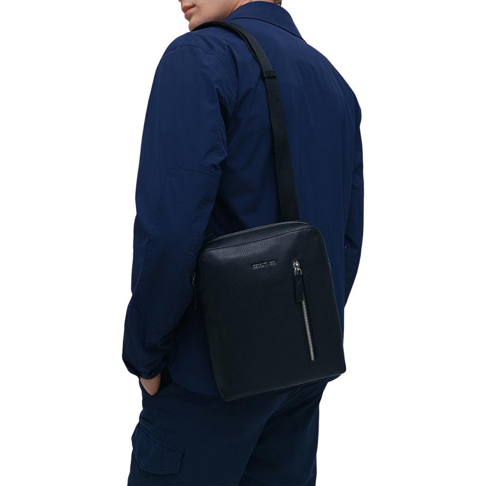 【Cerruti 1881】限量2折 義大利頂級小牛皮側背包肩背包 全新專櫃展示品 (黑色 CEBO06581M)