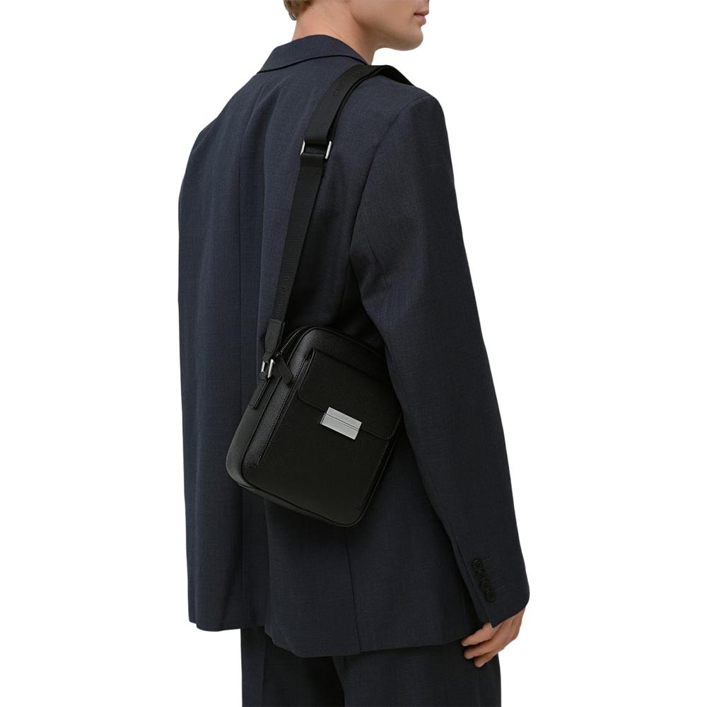 【Cerruti 1881】義大利頂級小牛皮十字紋肩背包側背包 (黑色 CEBO06755M)