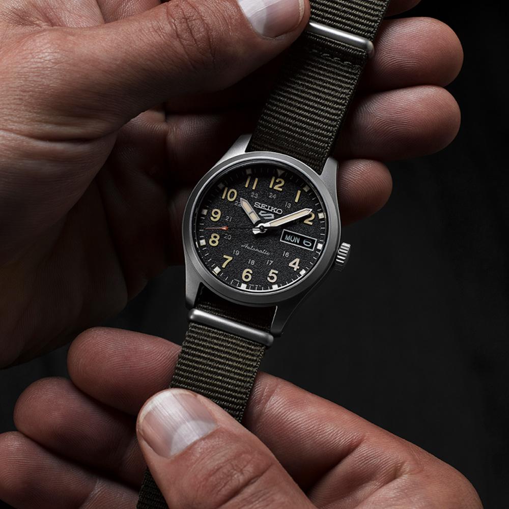 SEIKO 精工 5 Sports 軍風 機械錶 男錶 手錶 帆布錶帶 (4R36-13P0C/SRPJ85K1)