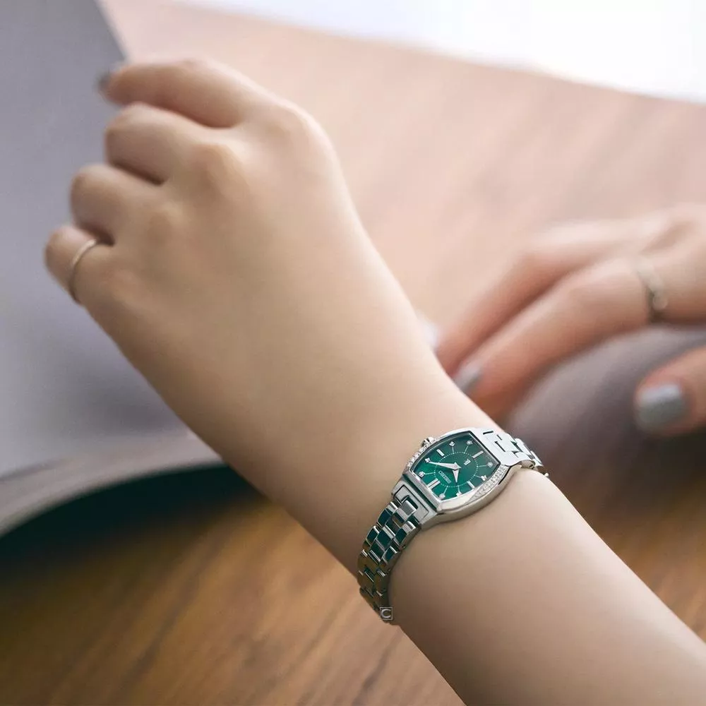 (聊聊甜甜價)  SEIKO 精工錶 LUKIA  靜謐冬日森林 酒桶型 女錶 手錶-4N30-01D0G.SSWA017J_SK043