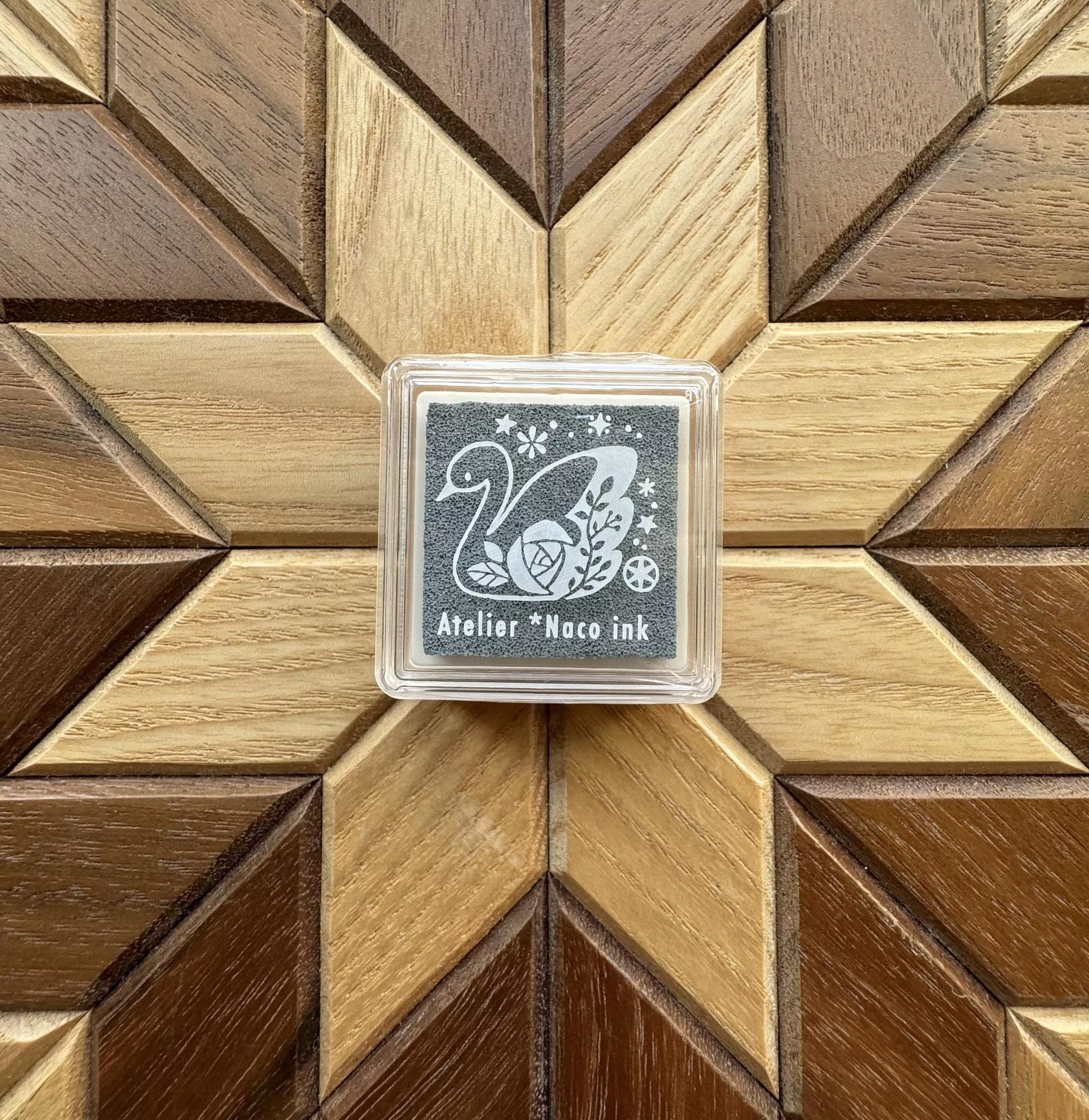 KODOMONOKAO 田口奈津子印台 Cool Gray 冷灰色