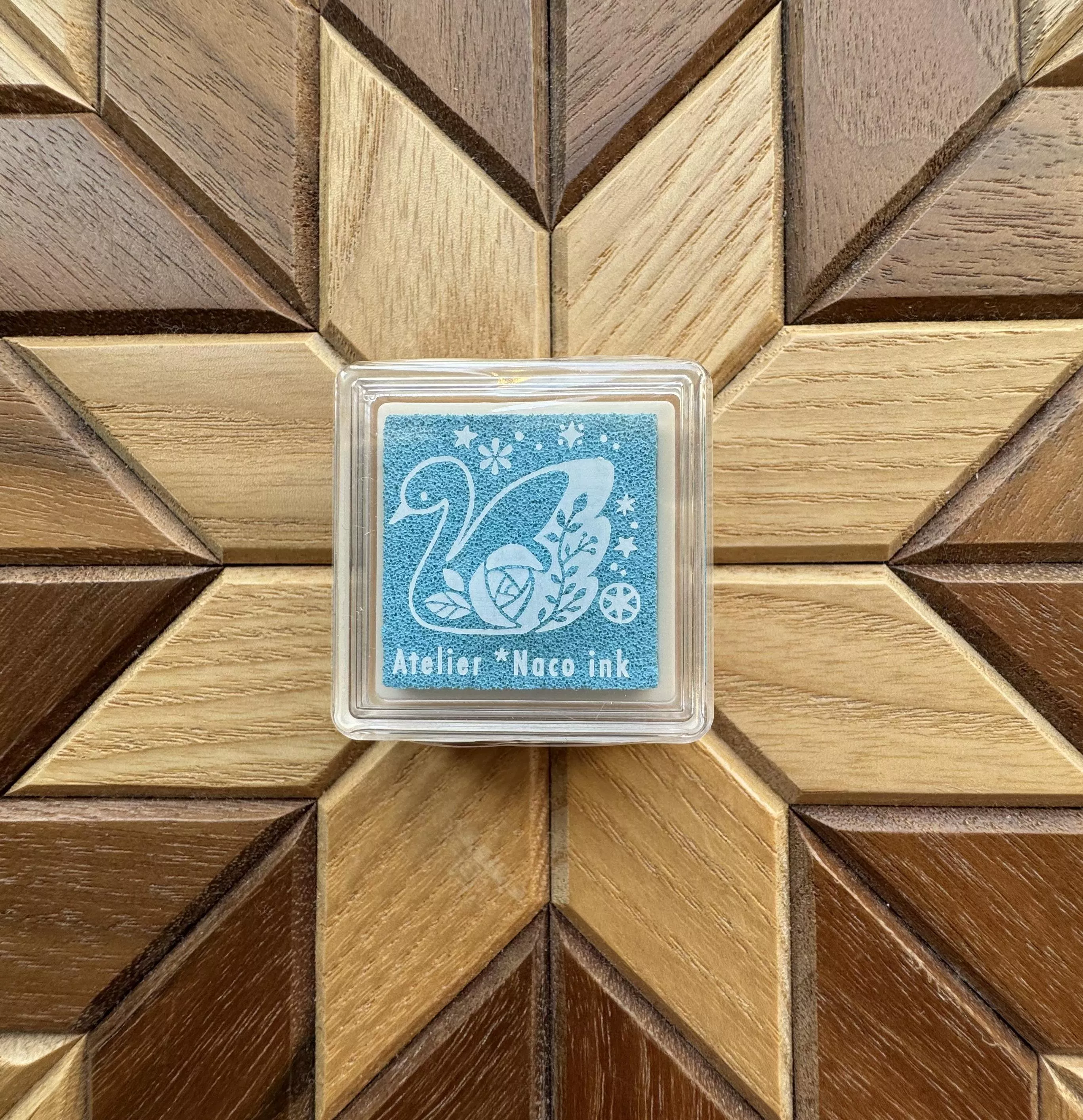 KODOMONOKAO 田口奈津子印台 Pale Aqua (珠光) 水藍