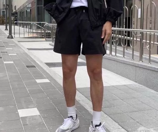 韓國運動拼接短褲