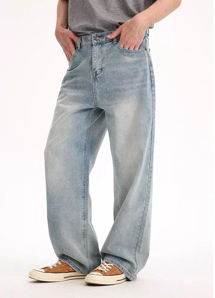經典直筒作舊水洗牛仔褲