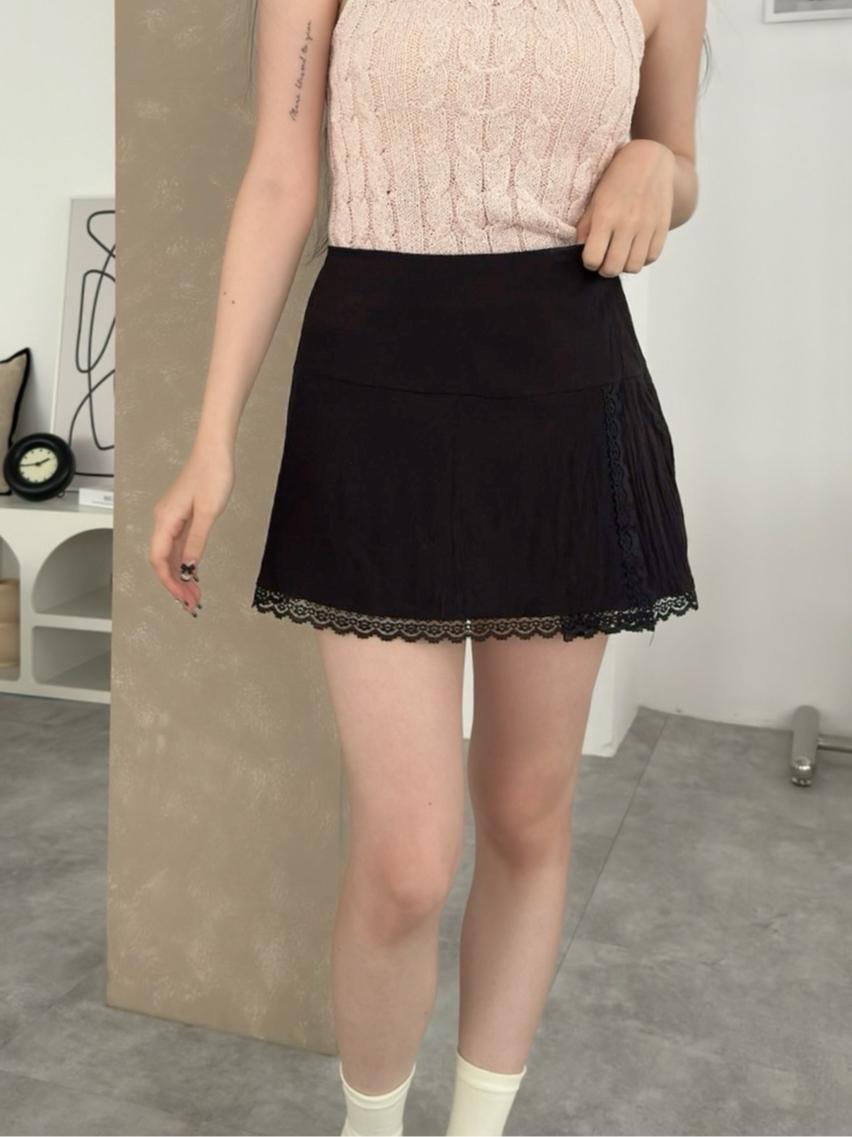 CLMA♡｜🇰🇷Korea  Loomed Elegance 後鬆緊蕾絲開衩短裙 - 白/黑