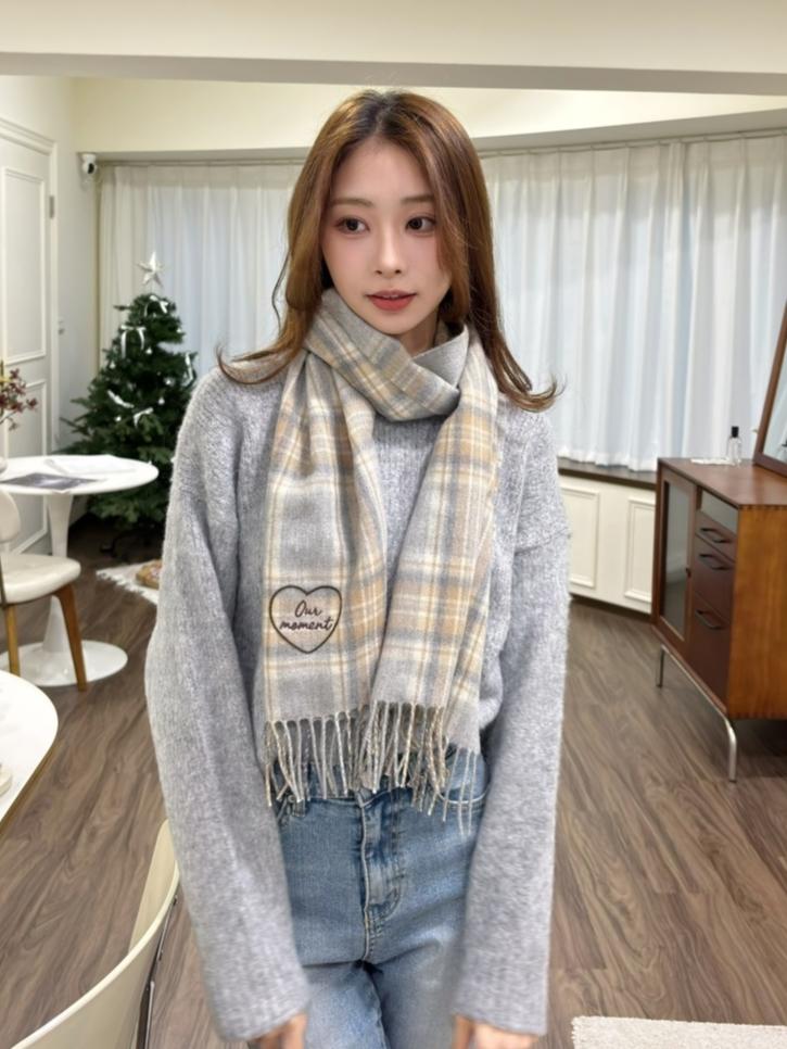 CLMA♡｜🇰🇷Korea 法式愛戀   刺繡愛心混羊毛流蘇圍巾