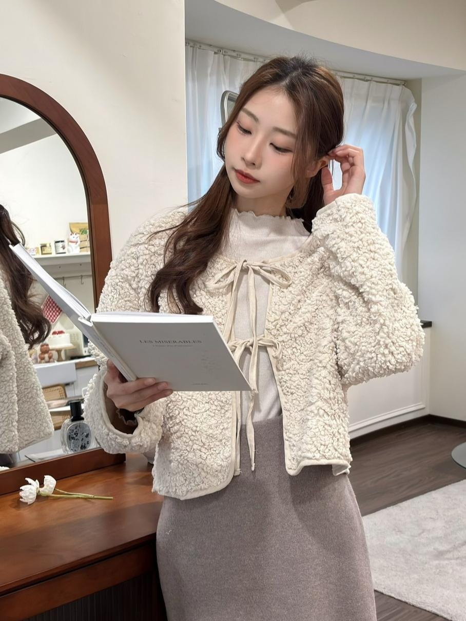 CLMA♡｜🇰🇷Korea 燕麥那堤   雙綁帶QQ羊羔毛外套