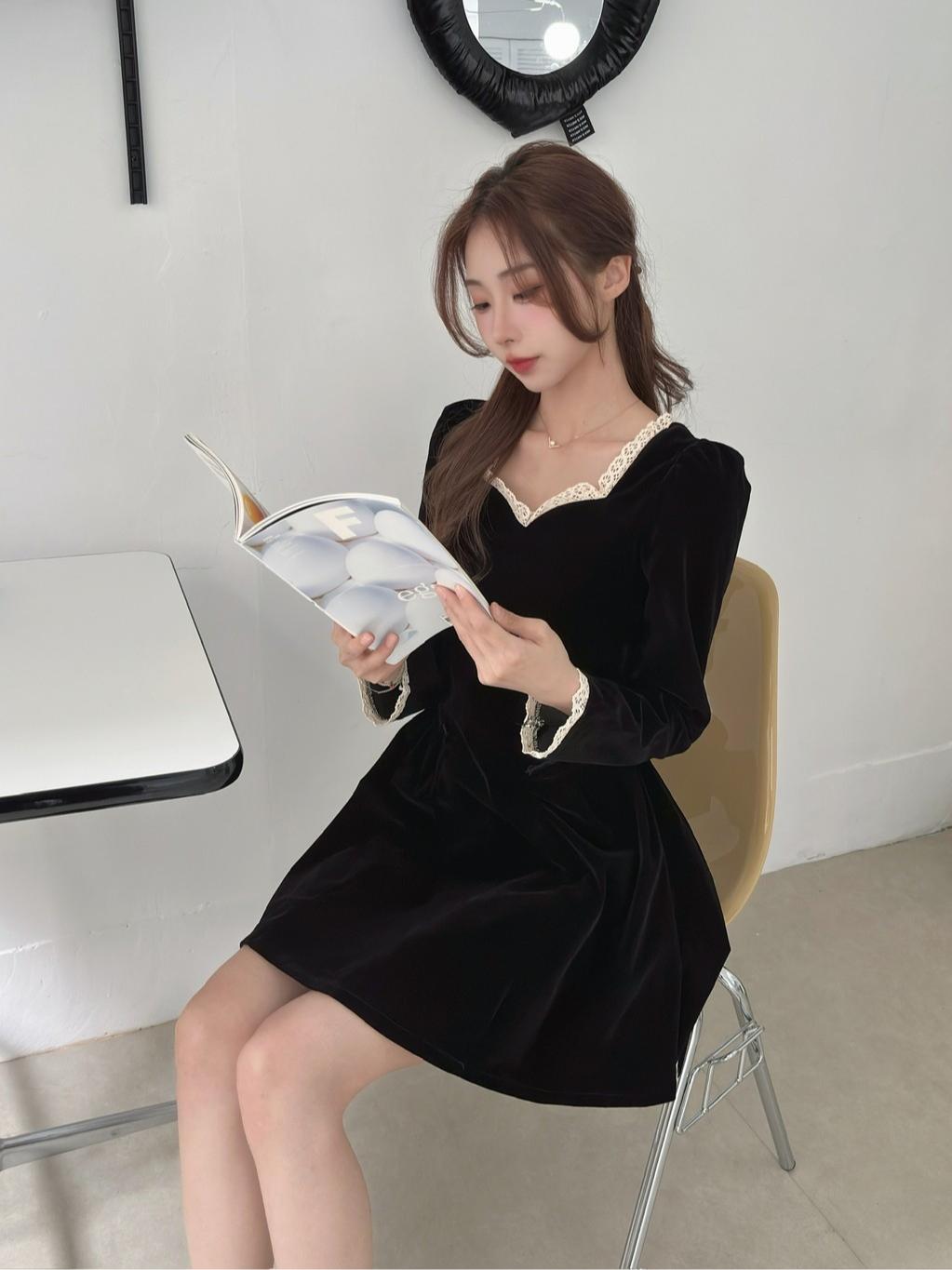 CLMA♡｜🇰🇷Korea 黛麗夫人  蕾絲桃心領黑絲絨洋裝
