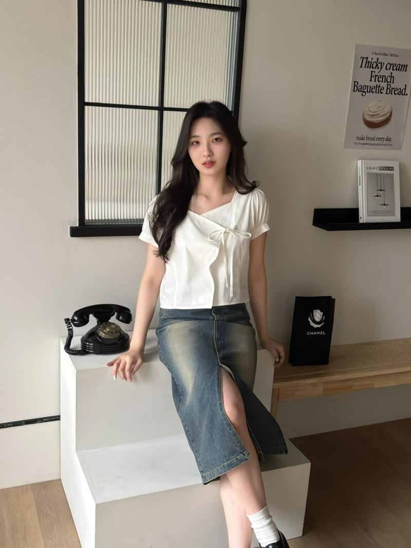 CLMA♡｜🇰🇷Korea 設計感斜領綁帶小澎袖上衣