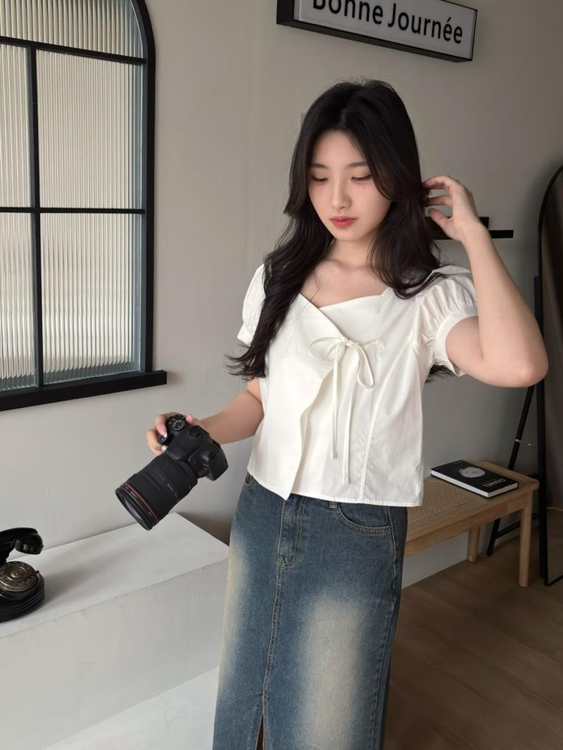 CLMA♡｜🇰🇷Korea 設計感斜領綁帶小澎袖上衣