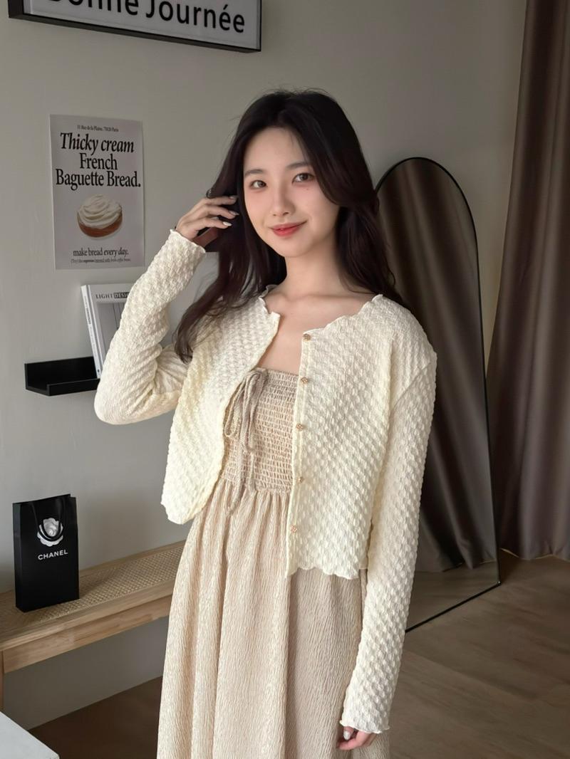 CLMA♡｜🇰🇷Korea 泡芙感波浪小金釦上衣外套