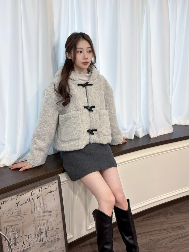 CLMA♡｜🇰🇷Korea   Graceful 厚實鋪棉牛角釦羊毛外套
