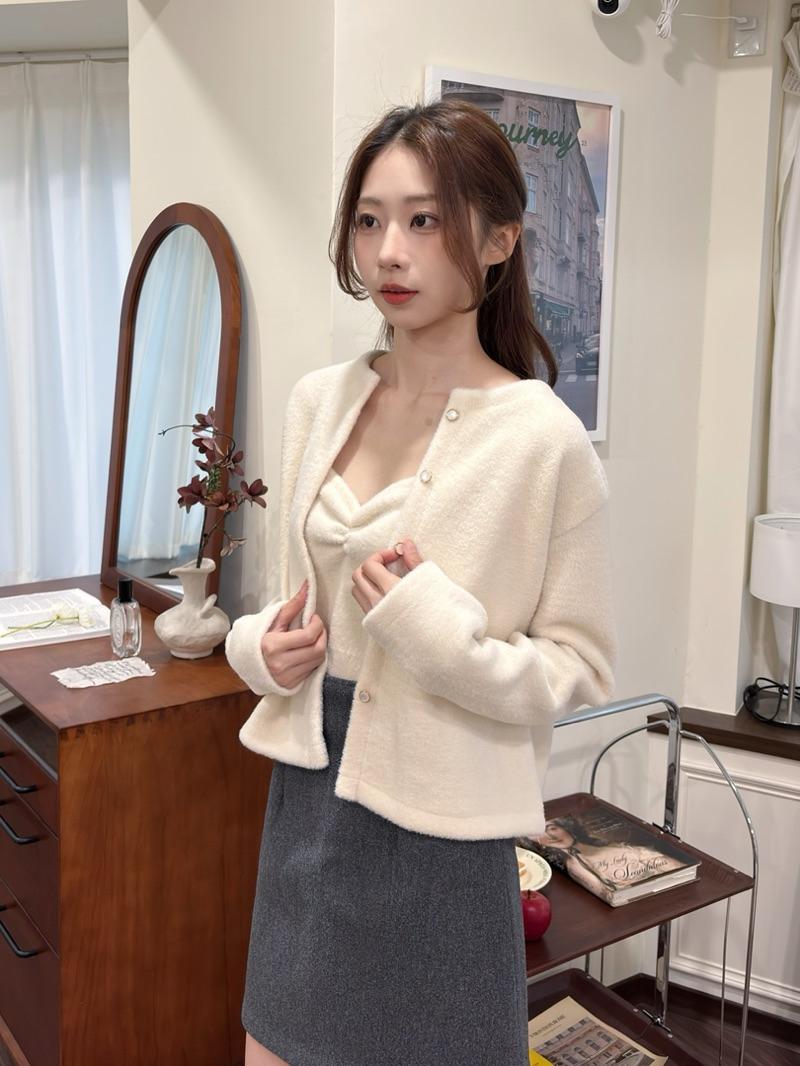 CLMA♡｜🇰🇷Korea 塞納河畔   毛絨絨軟綿吊帶外套Set