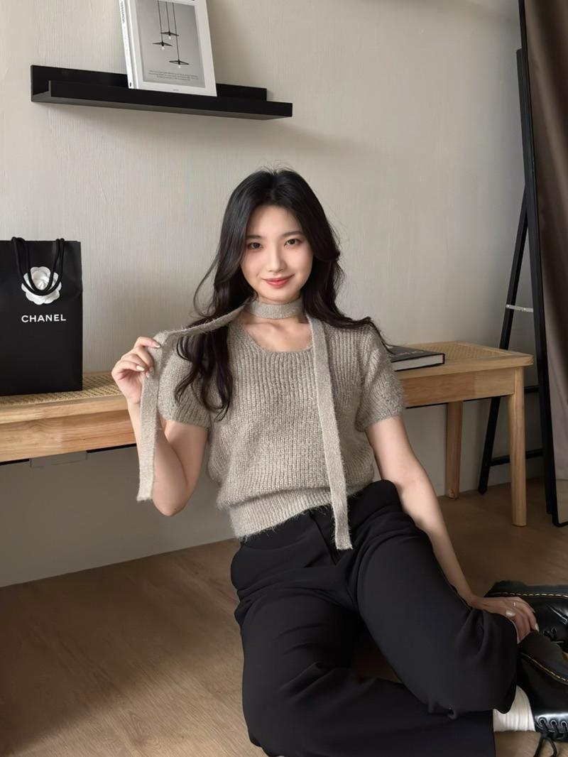 CLMA♡｜🇰🇷Korea 柔軟水貂毛繞脖短袖上衣