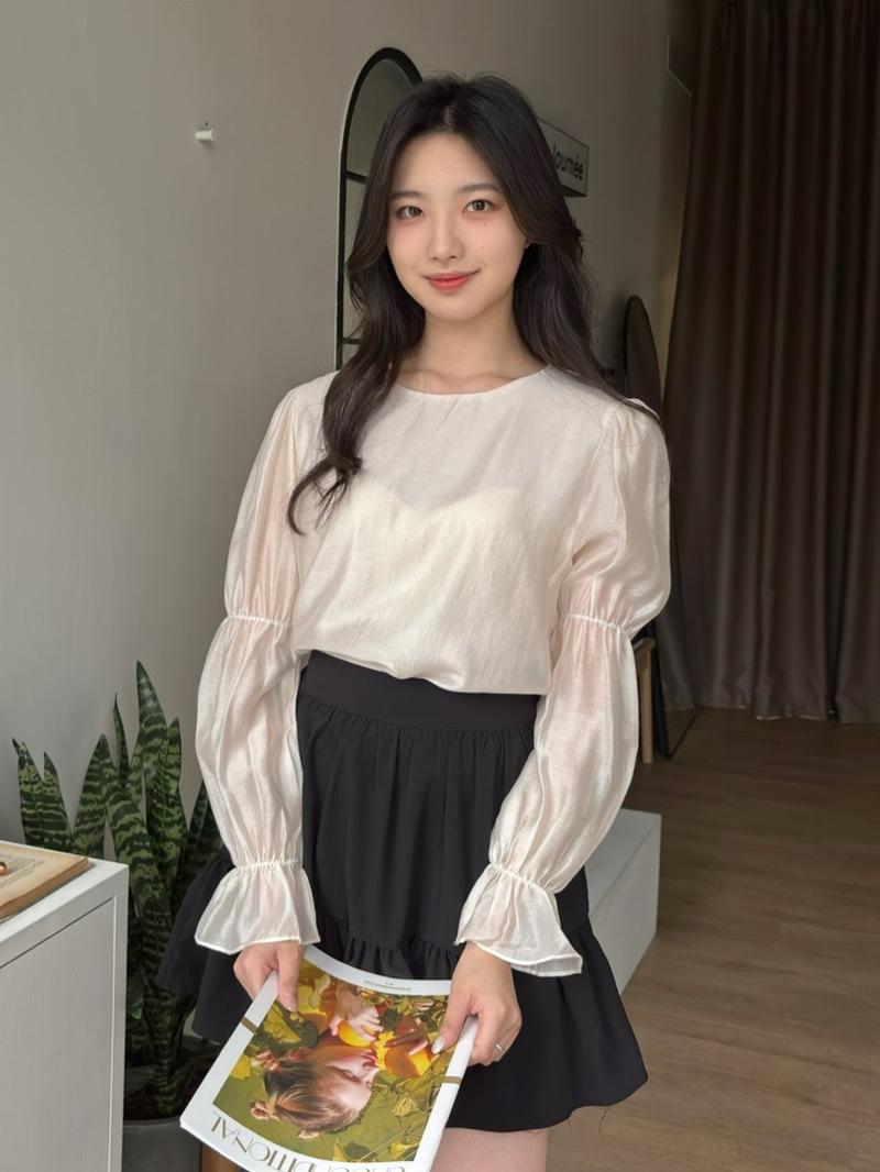 CLMA♡｜🇰🇷Korea 高級感後綁帶澎袖光澤上衣