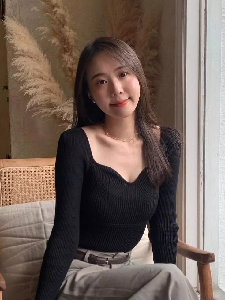 CLMA♡｜🇰🇷Korea 心臟爆擊！桃心領溫柔唯美上衣