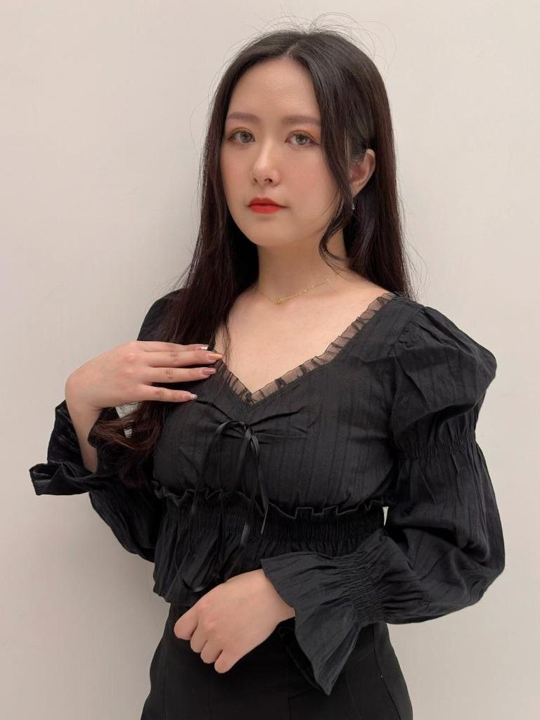 CLMA♡｜氣勢滿滿！ 蕾絲波浪澎澎袖上衣 - 兩色