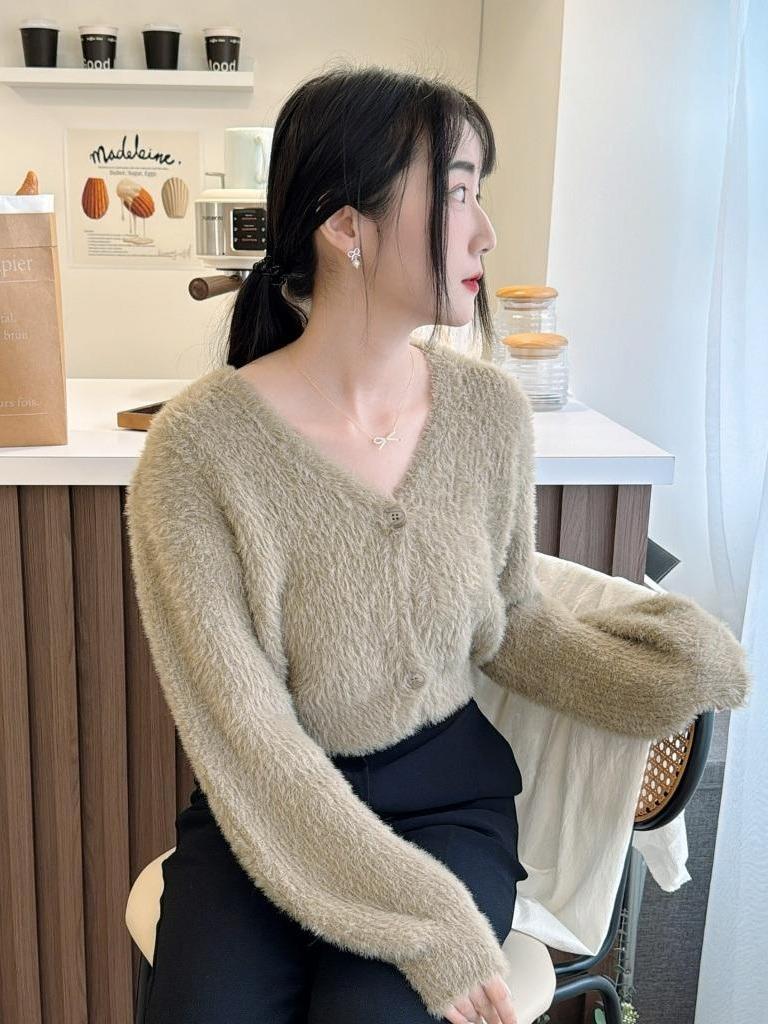 CLMA♡｜🇰🇷 Korea 暖冬予你  超親膚水貂毛厚實雙釦上衣 - 兩色