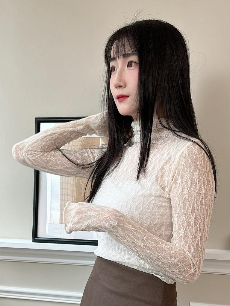 CLMA♡｜🇰🇷 Korea 蕾絲公主  彈力蕾絲高領打底上衣 - 兩色