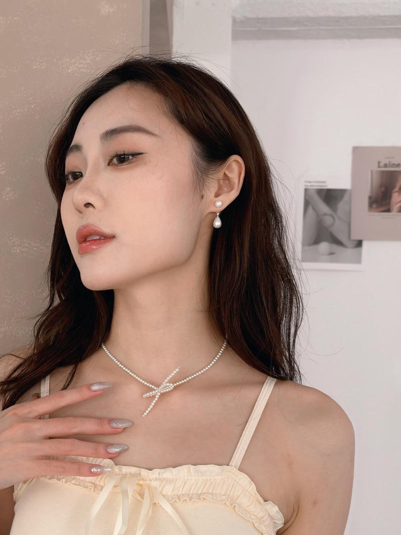 CLMA♡｜ 🇰🇷 Korea  Treasure you 珍珠蝴蝶結鎖骨鏈