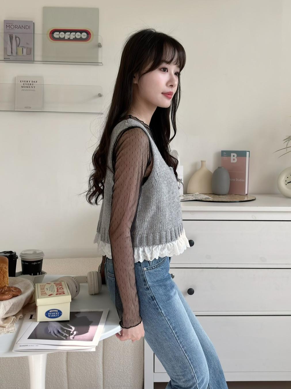 CLMA♡｜🇰🇷Korea 蕾絲下擺單釦針織小背心