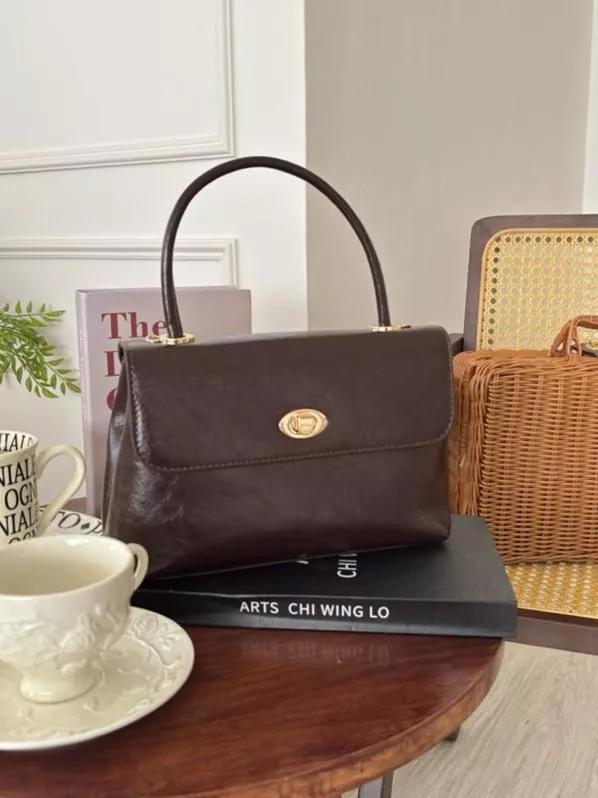 CLMA♡｜高級感復古轉釦兩用包