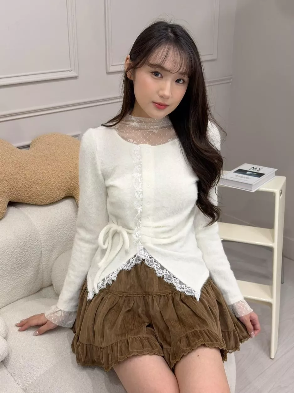 CLMA♡｜雪絨綁帶蕾絲拼接針織上衣