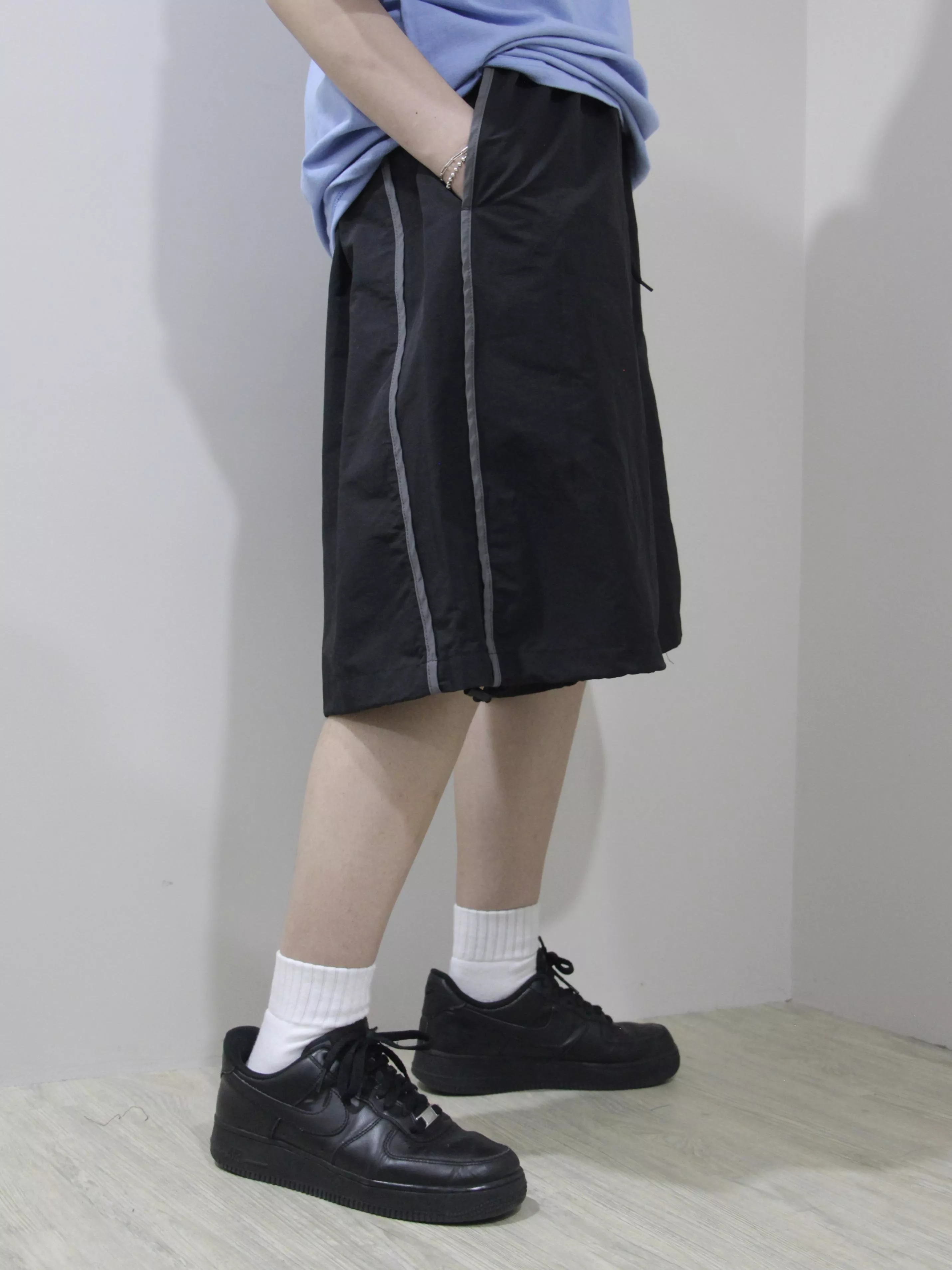 Korea 滾邊雙線尼龍短褲 (藍/米灰/紫/黑)