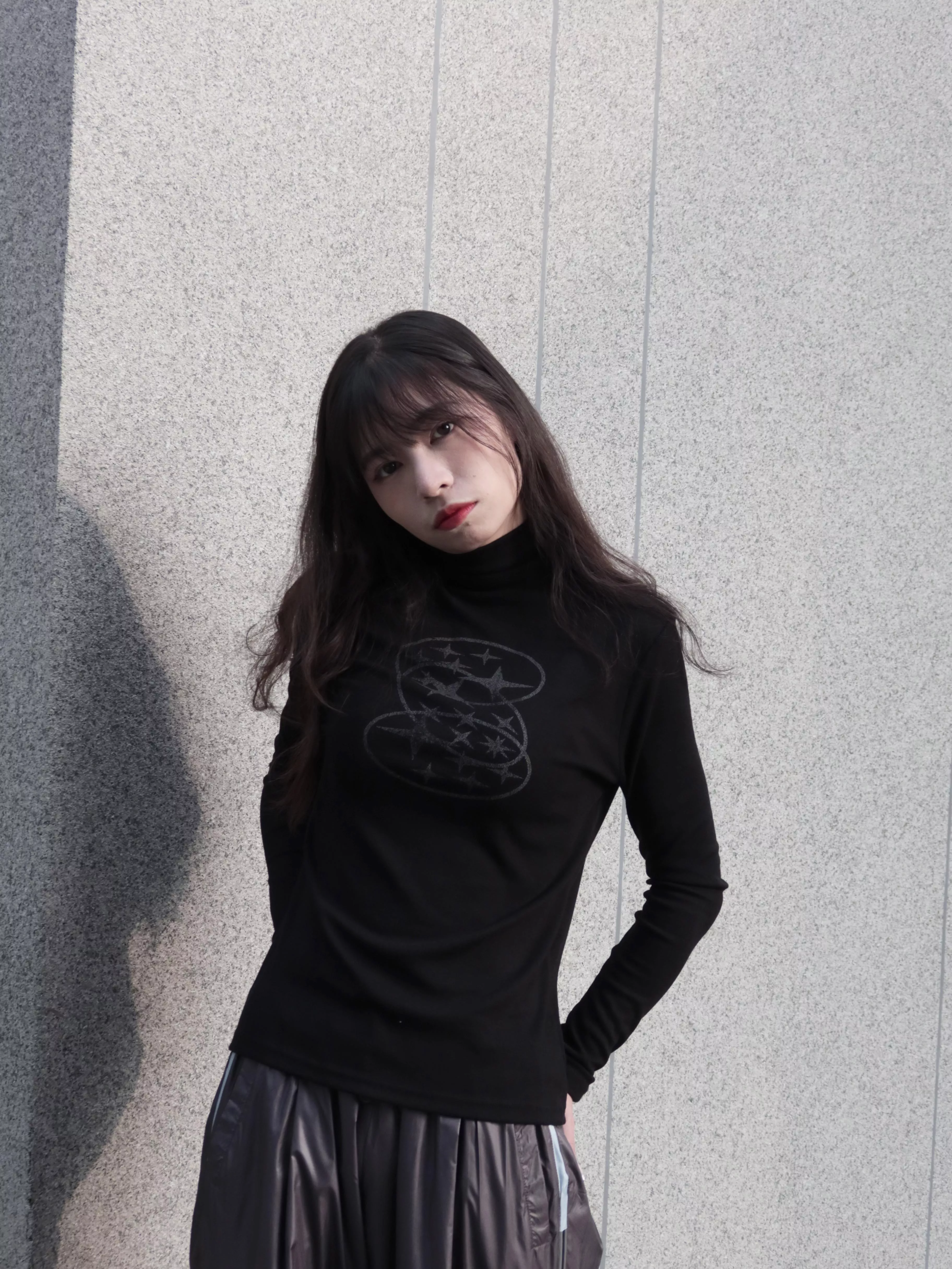 Korea 四芒星印刷高領上衣 (黑/咖)