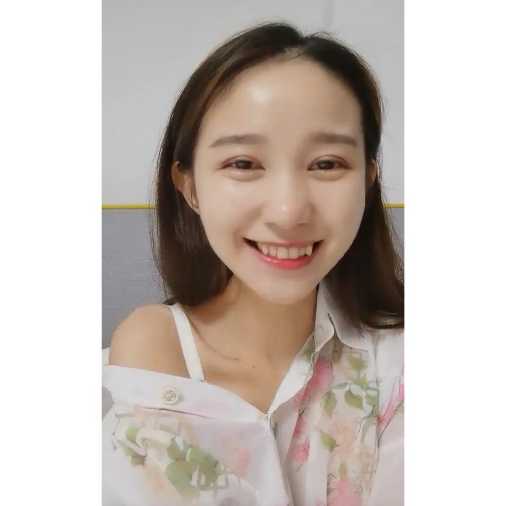 T24 24H自助領貨 紫賢 虎牙素人美女 Twitter直播主 大尺度 純天然 成人寫真集 數位寫真集 電子寫真集