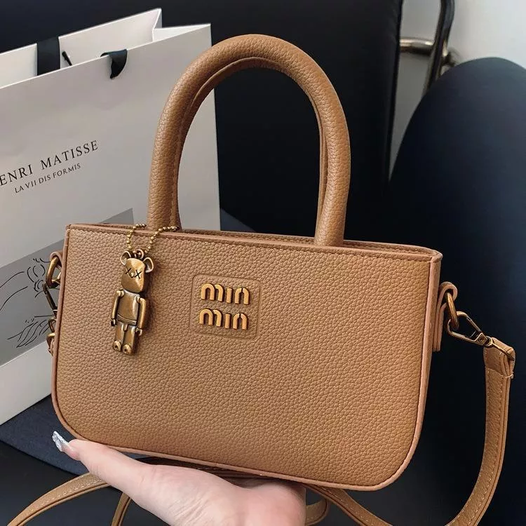 👜 MIN MIN小熊五金斜背包