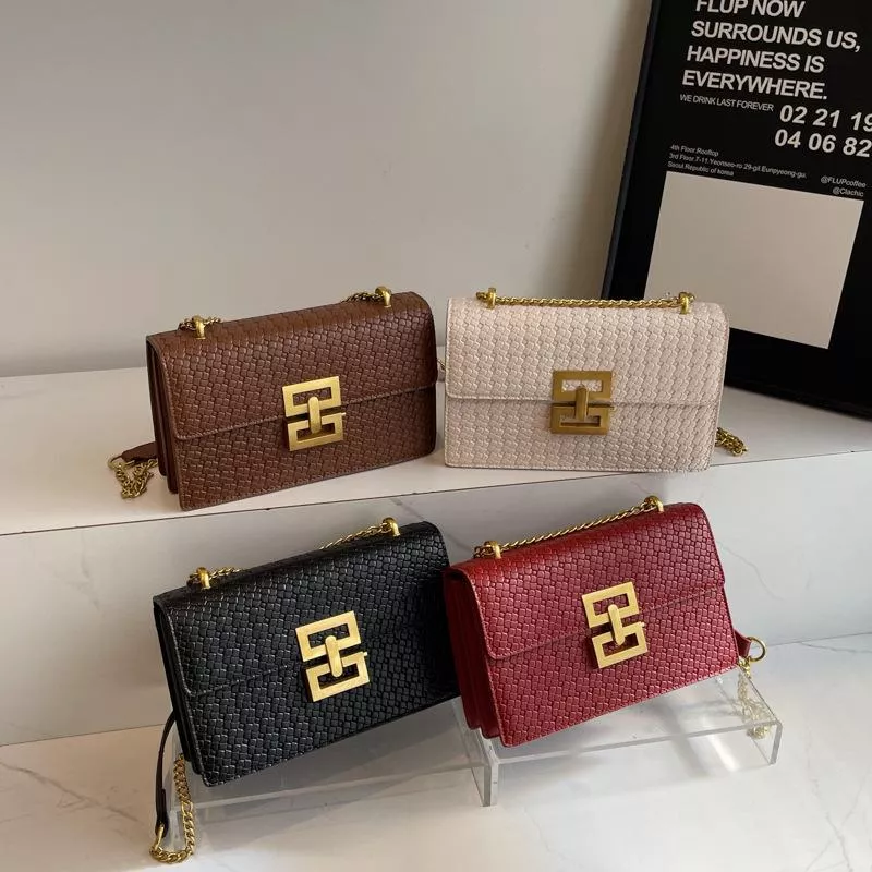 👜 質感編織方扣鏈條包