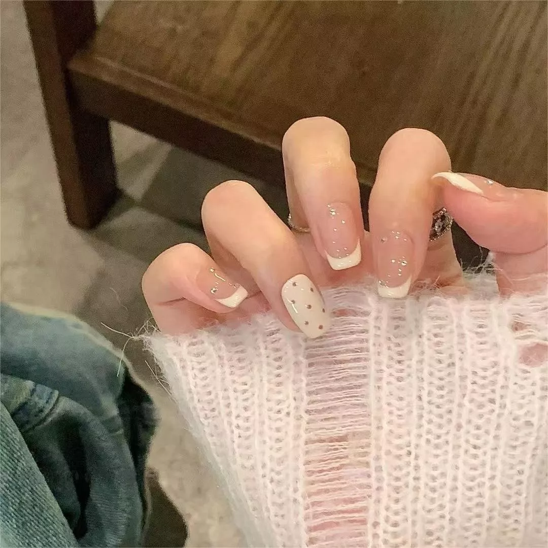 💅 純白法式 ✨顯白女神款穿戴甲
