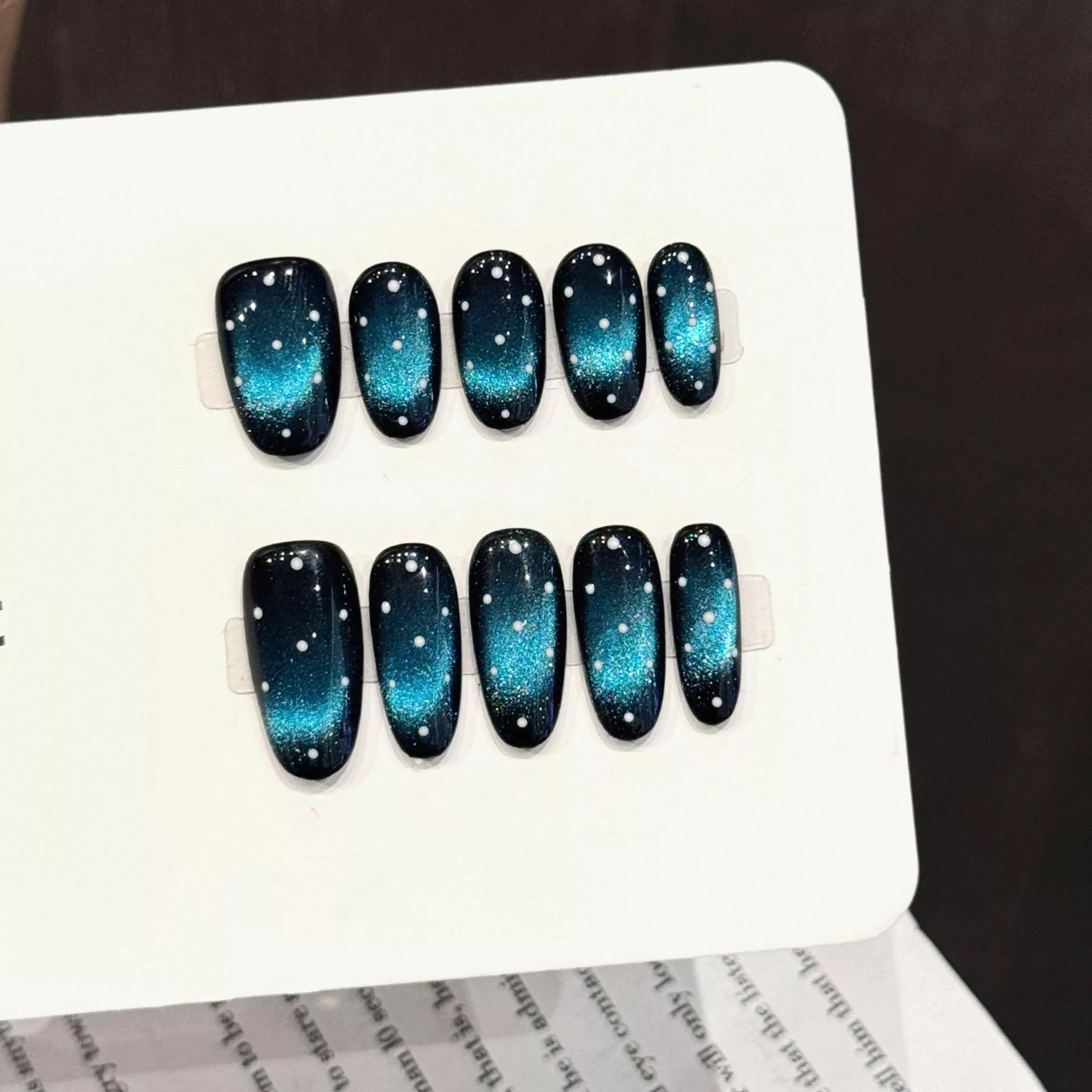 🌌 星空漸變閃粉穿戴甲