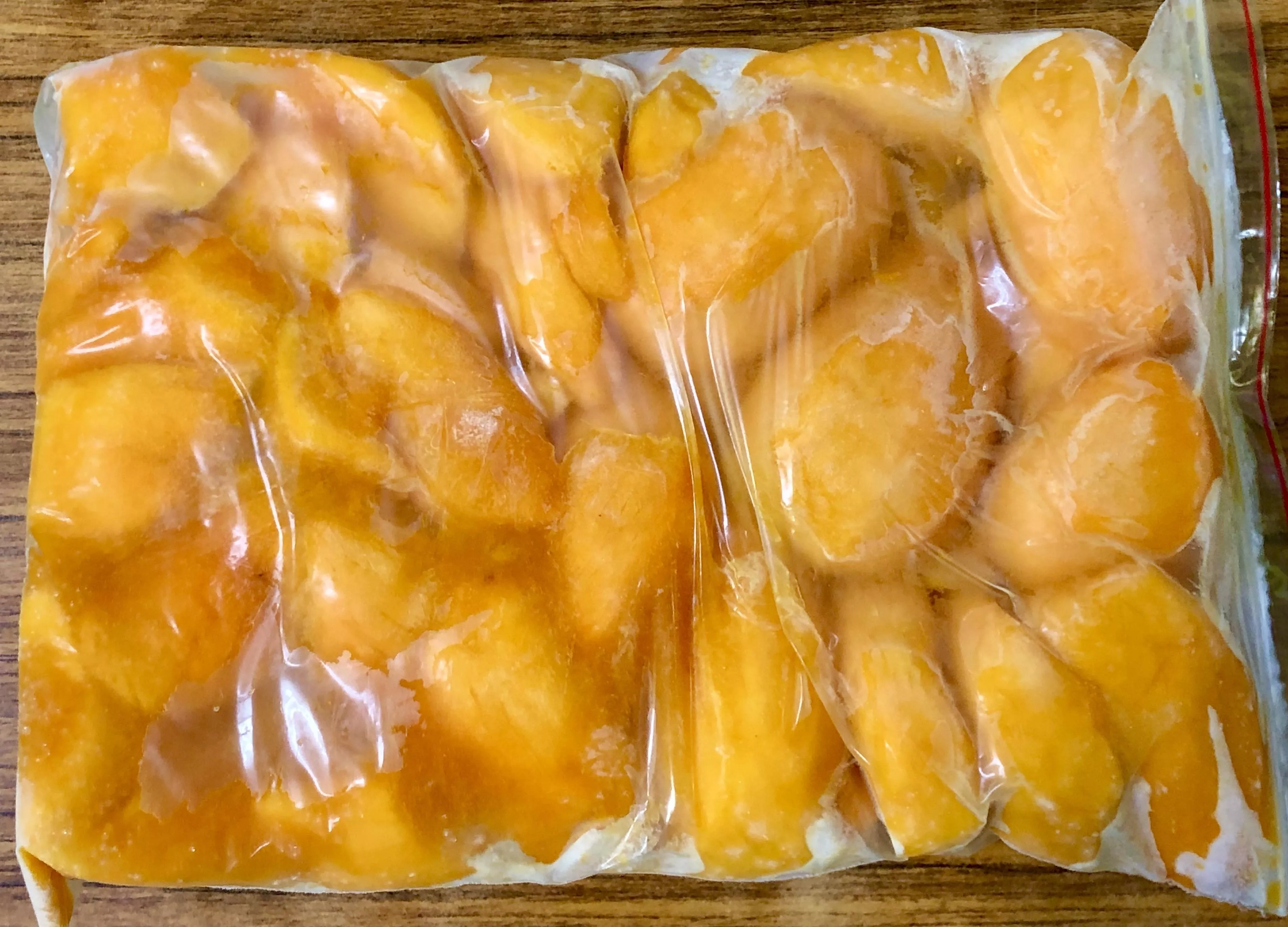 夏雪芒果果肉，4公斤，冷凍出貨。