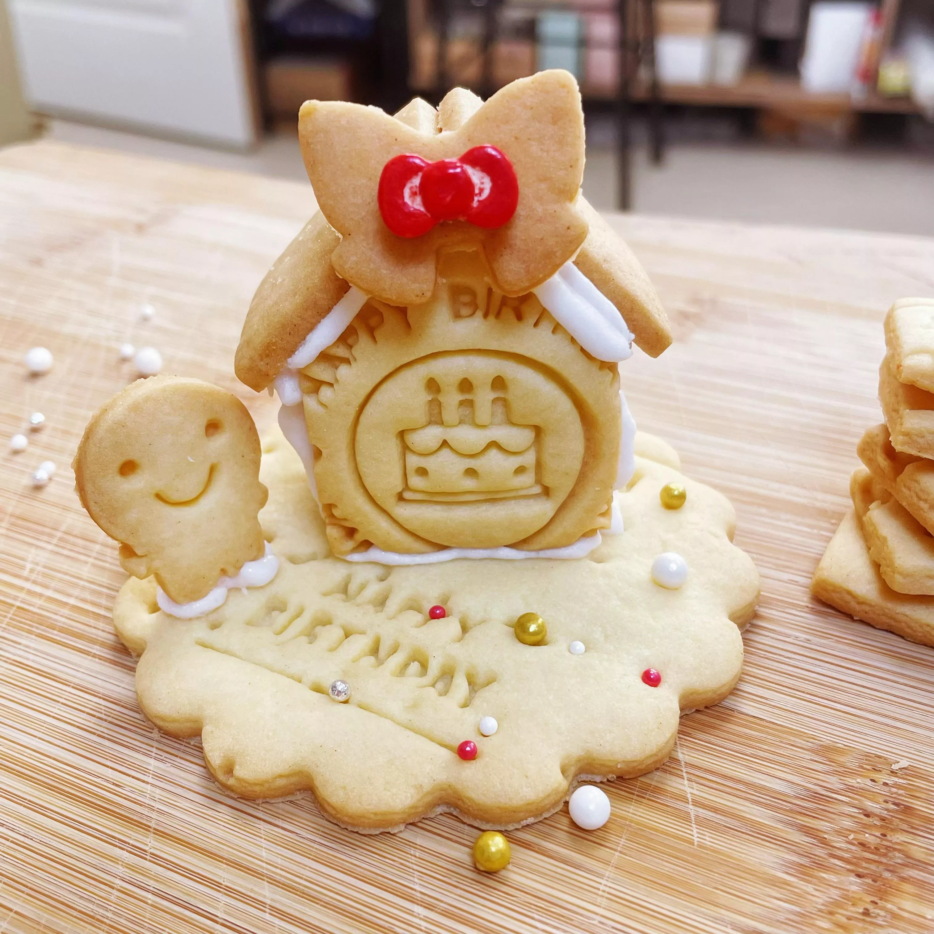 【微笑天使｜餅乾屋】｜生日快樂版｜HAPPY BIRTHDAY｜餅乾屋DIY｜材料包