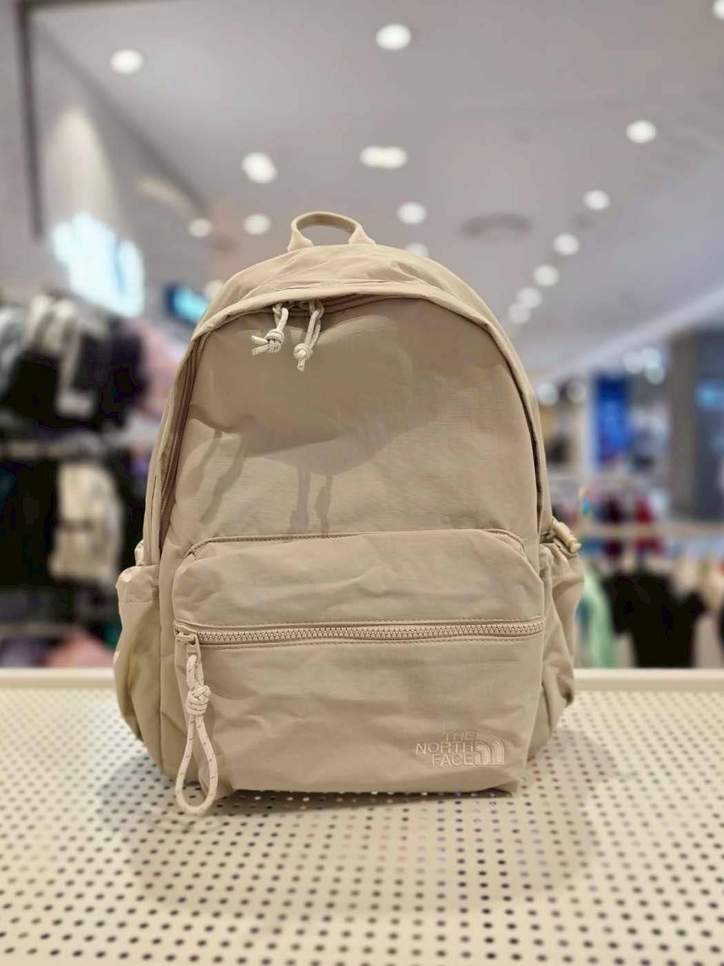 The North Face 兒童輕便背包