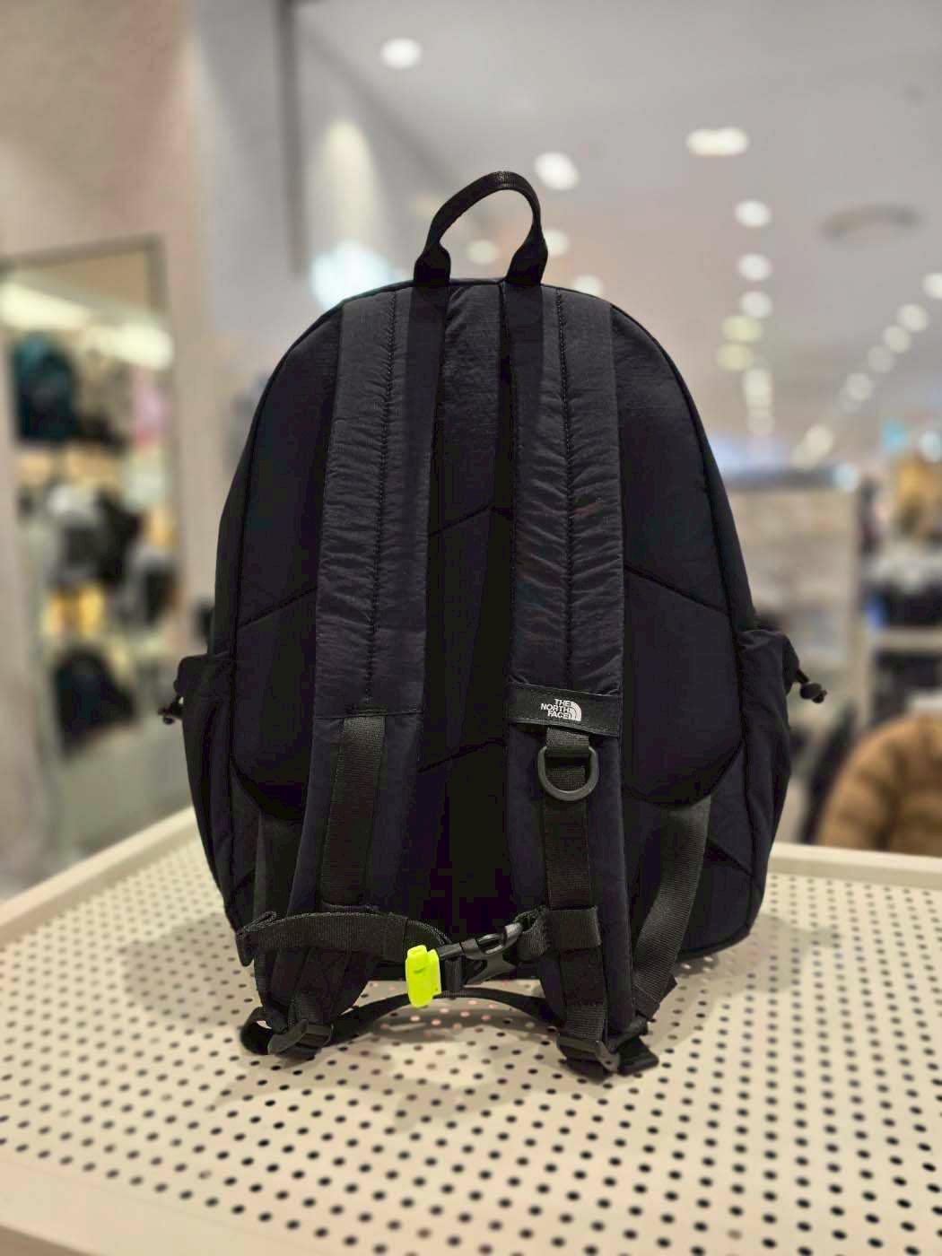 The North Face 兒童輕便背包