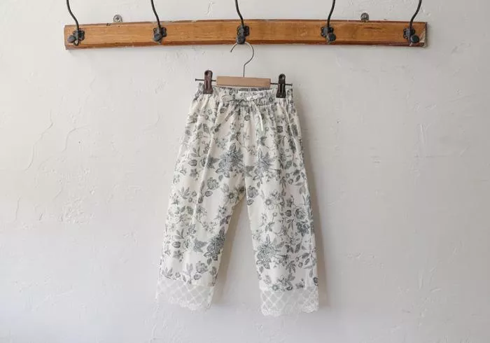 【80-130】韓國童裝 FLO 夏季商品 花卉蕾絲褲